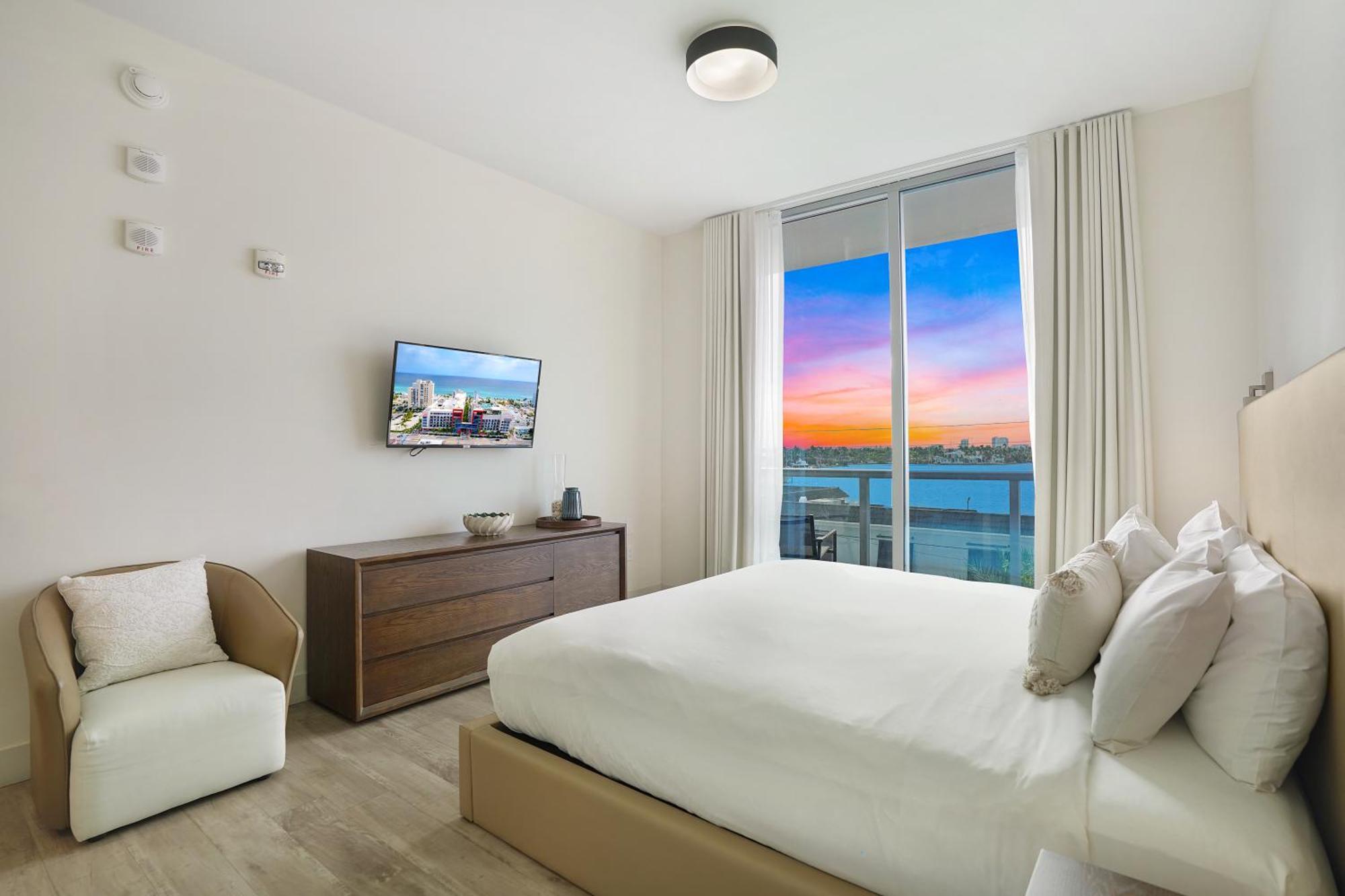 Ch Luxury Condos & Studios On The Beach ฮอลลีวูด ห้อง รูปภาพ