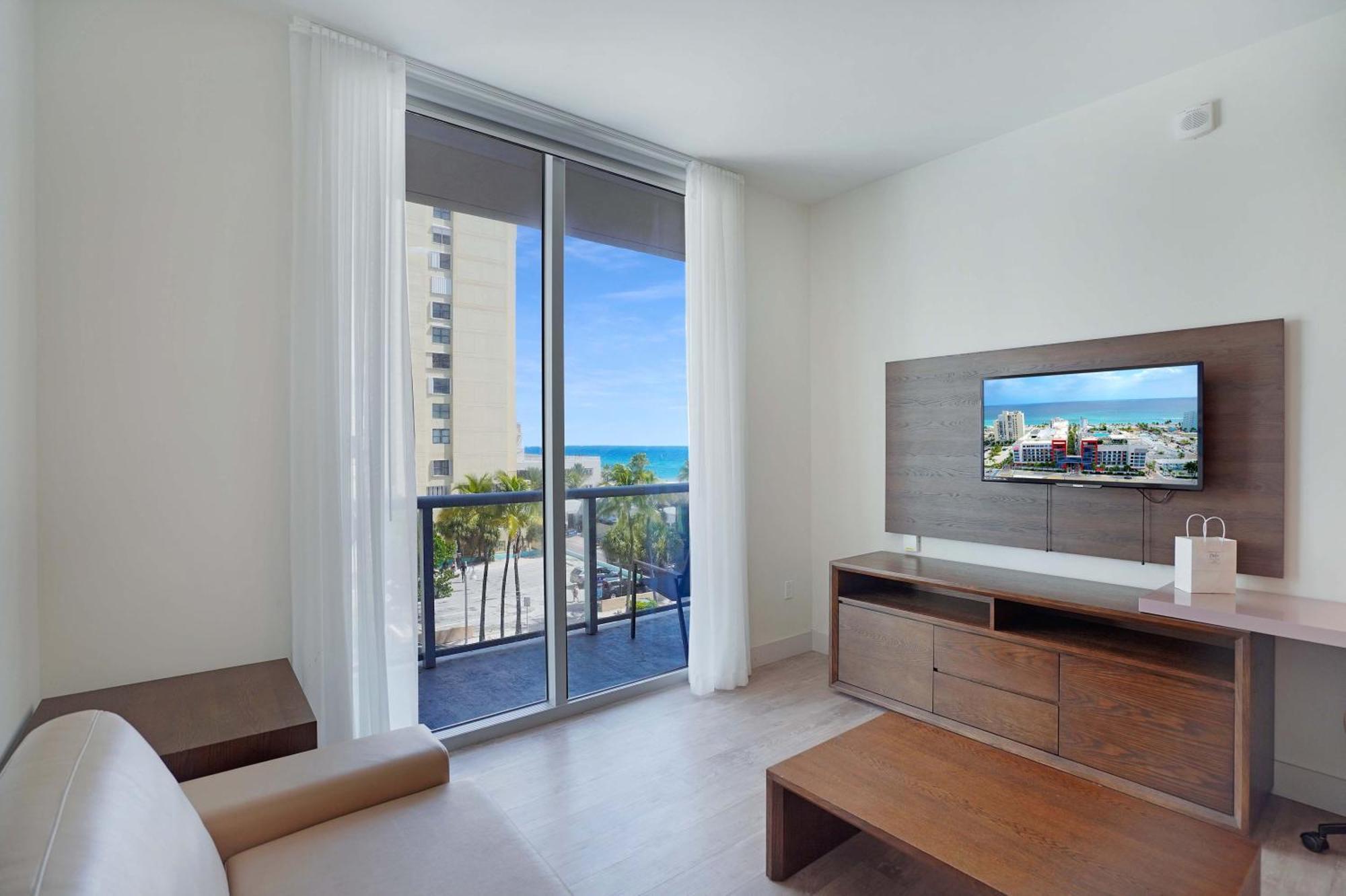 Ch Luxury Condos & Studios On The Beach ฮอลลีวูด ห้อง รูปภาพ