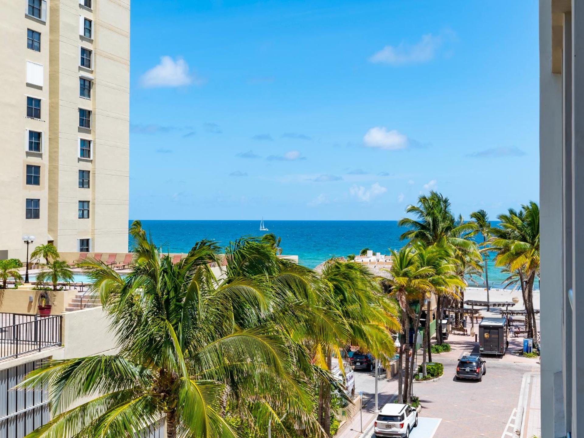 Ch Luxury Condos & Studios On The Beach ฮอลลีวูด ภายนอก รูปภาพ